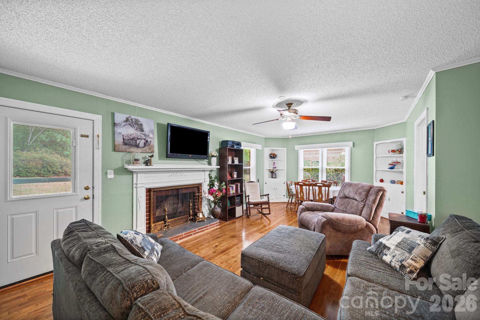 303 E Allenton Street Mount Gilead NC 27306