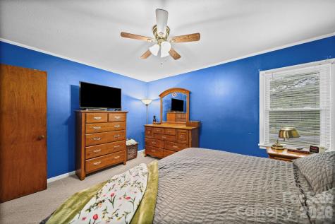 303 E Allenton Street Mount Gilead NC 27306