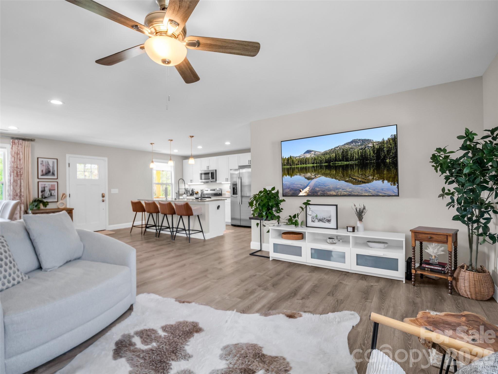 29 Kanes Drive Hendersonville NC 28739