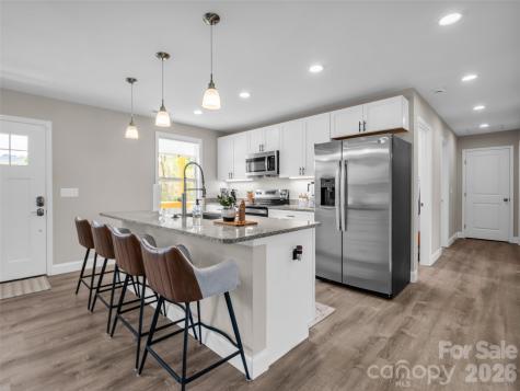 29 Kanes Drive Hendersonville NC 28739