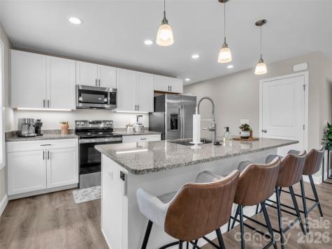 29 Kanes Drive Hendersonville NC 28739
