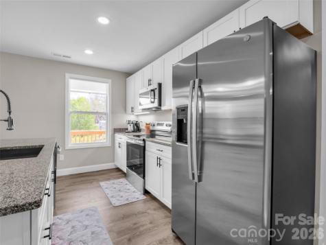 29 Kanes Drive Hendersonville NC 28739