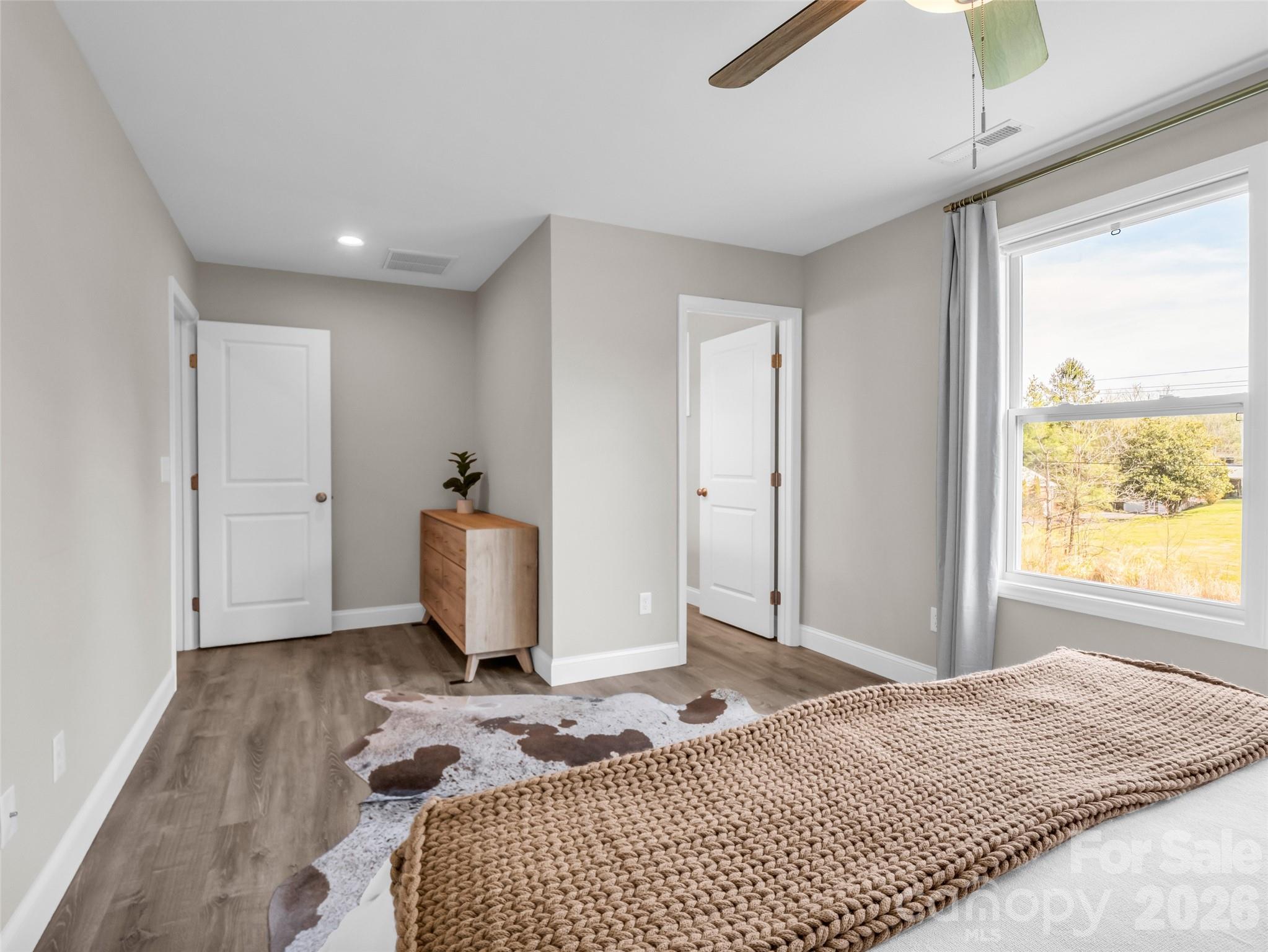 29 Kanes Drive Hendersonville NC 28739