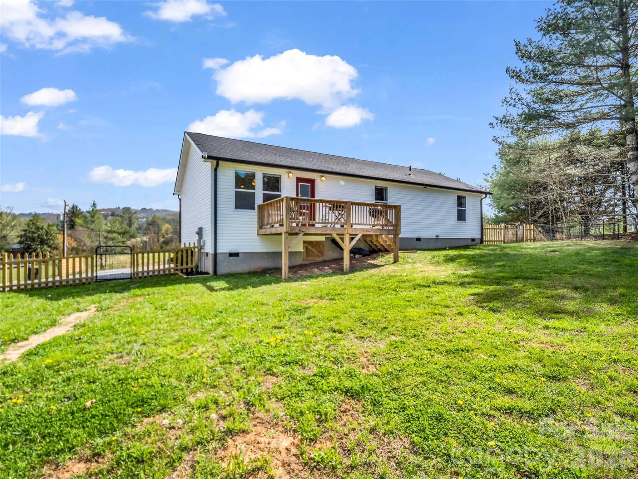 29 Kanes Drive Hendersonville NC 28739