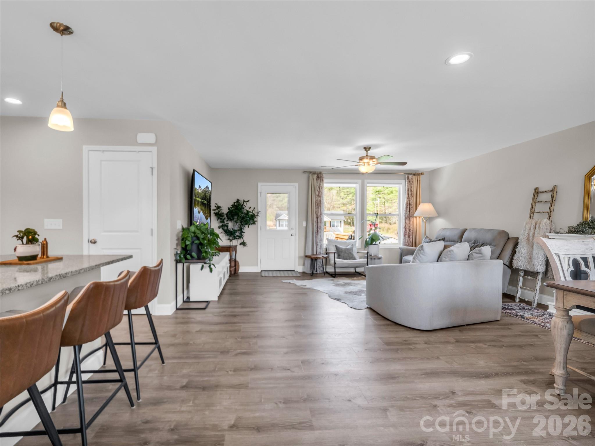 29 Kanes Drive Hendersonville NC 28739