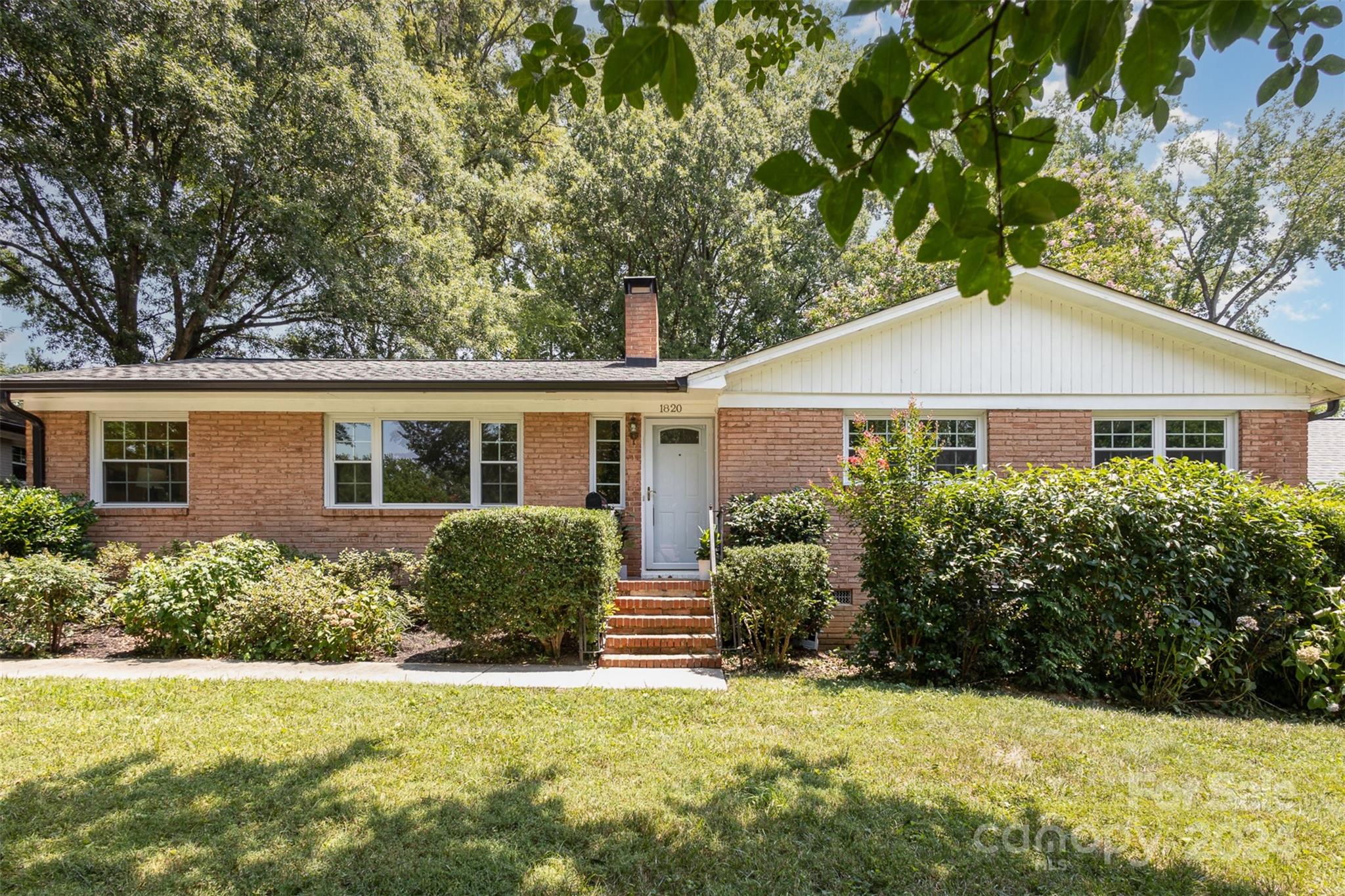 1820 Lansdale Drive Charlotte NC 28205