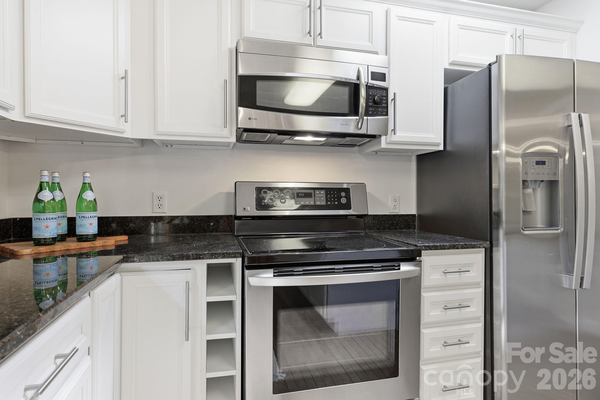 306 Woodview Court Fletcher NC 28732