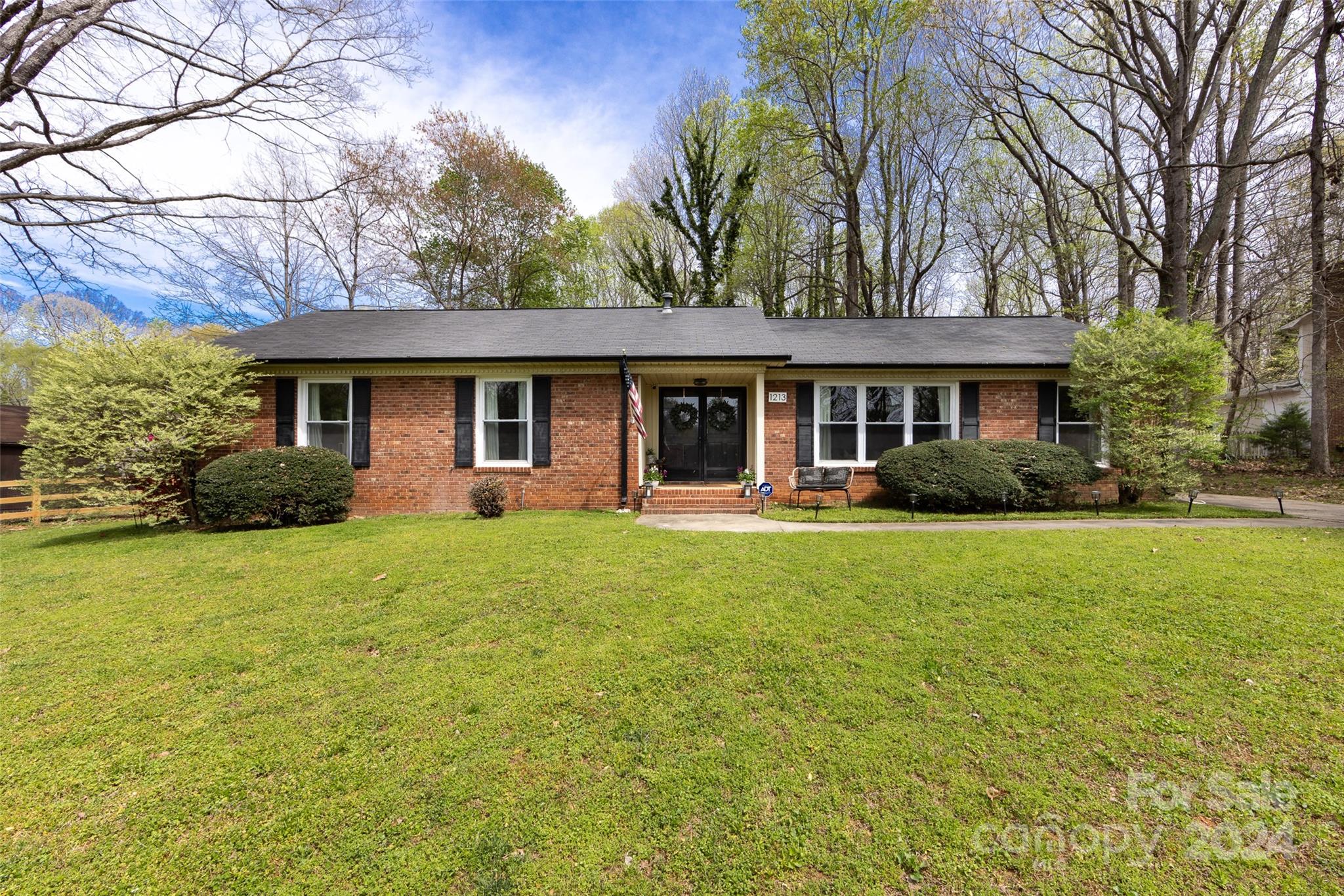 1213 S Magnolia Street Mooresville NC 28115