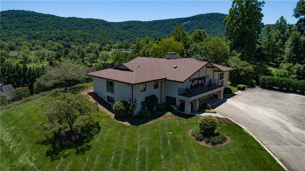 2733 Lakeview Drive Lenoir NC 28645
