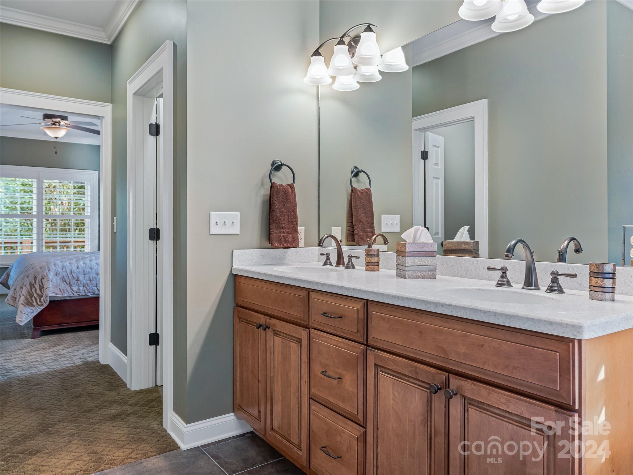 98 Hillcrest Drive Weaverville NC 28787