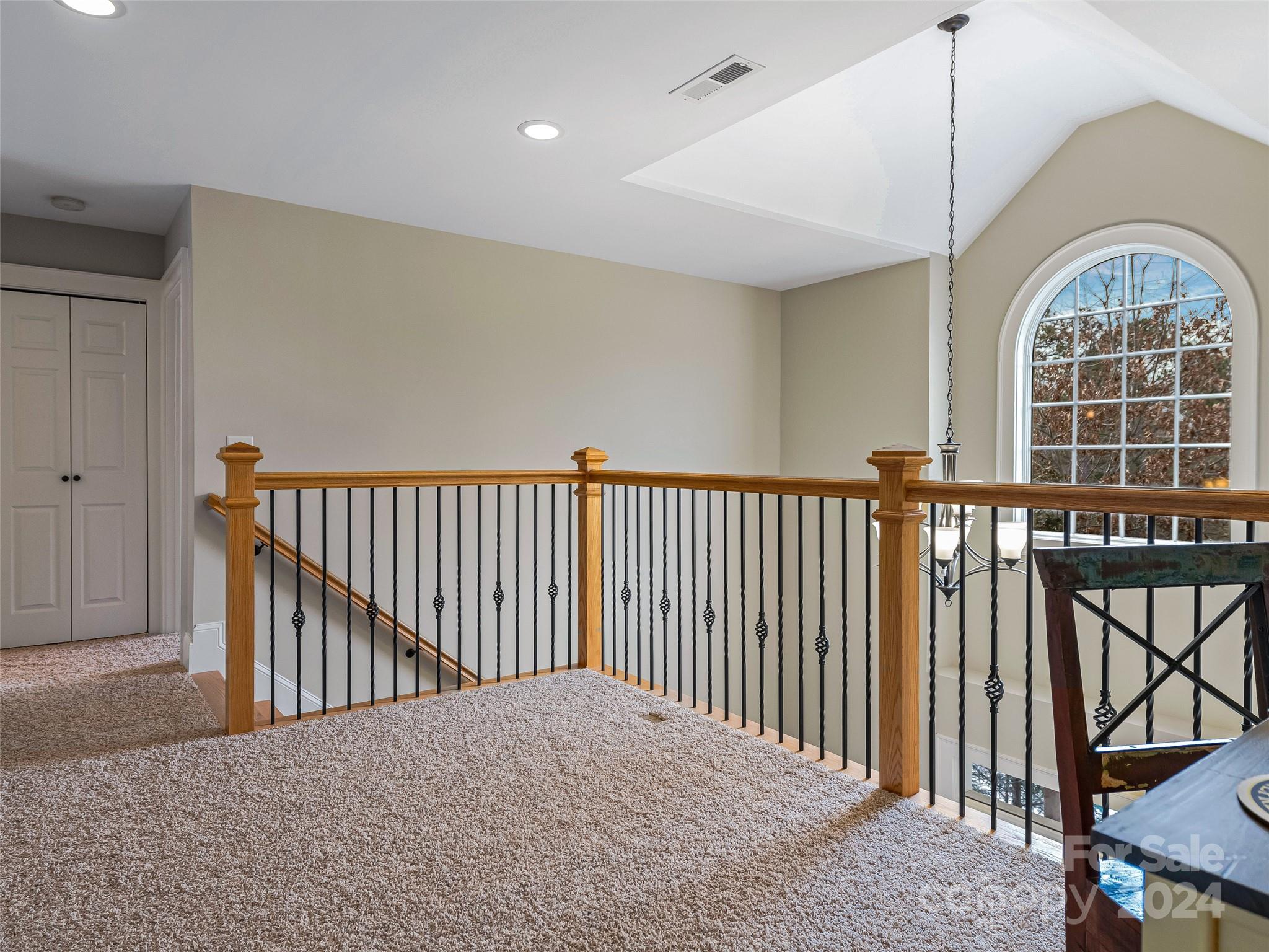 98 Hillcrest Drive Weaverville NC 28787