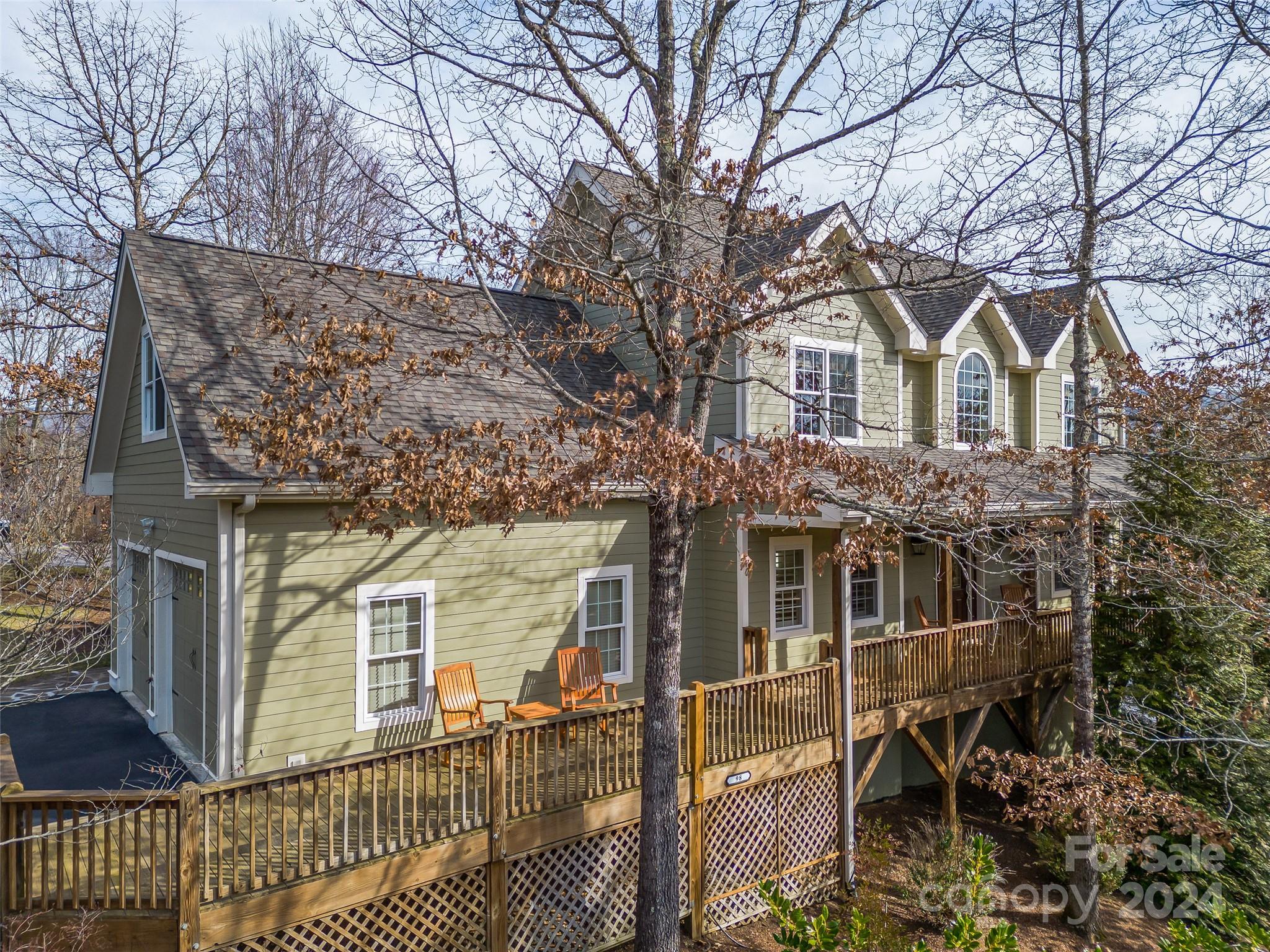 98 Hillcrest Drive Weaverville NC 28787