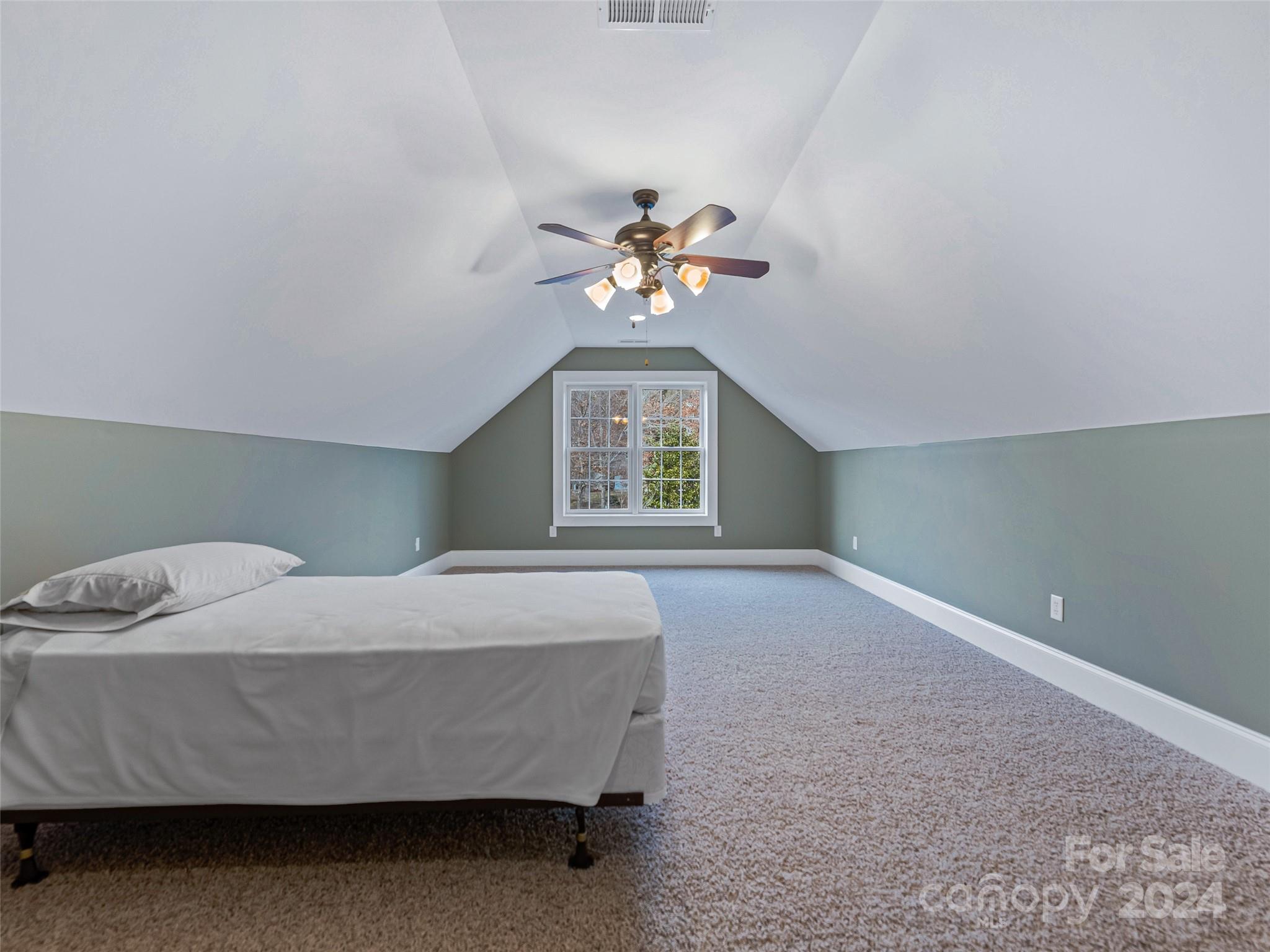 98 Hillcrest Drive Weaverville NC 28787