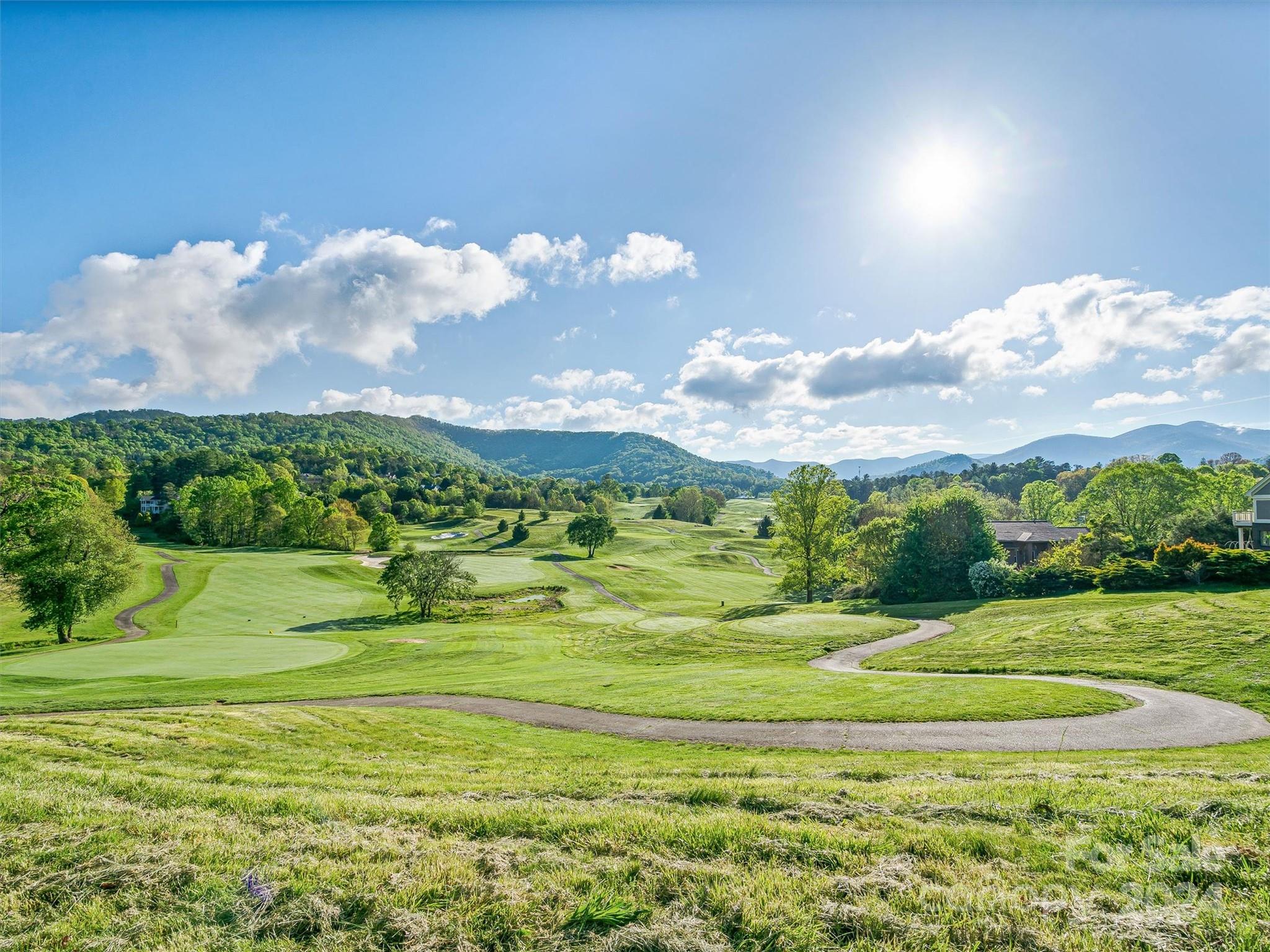 98 Hillcrest Drive Weaverville NC 28787