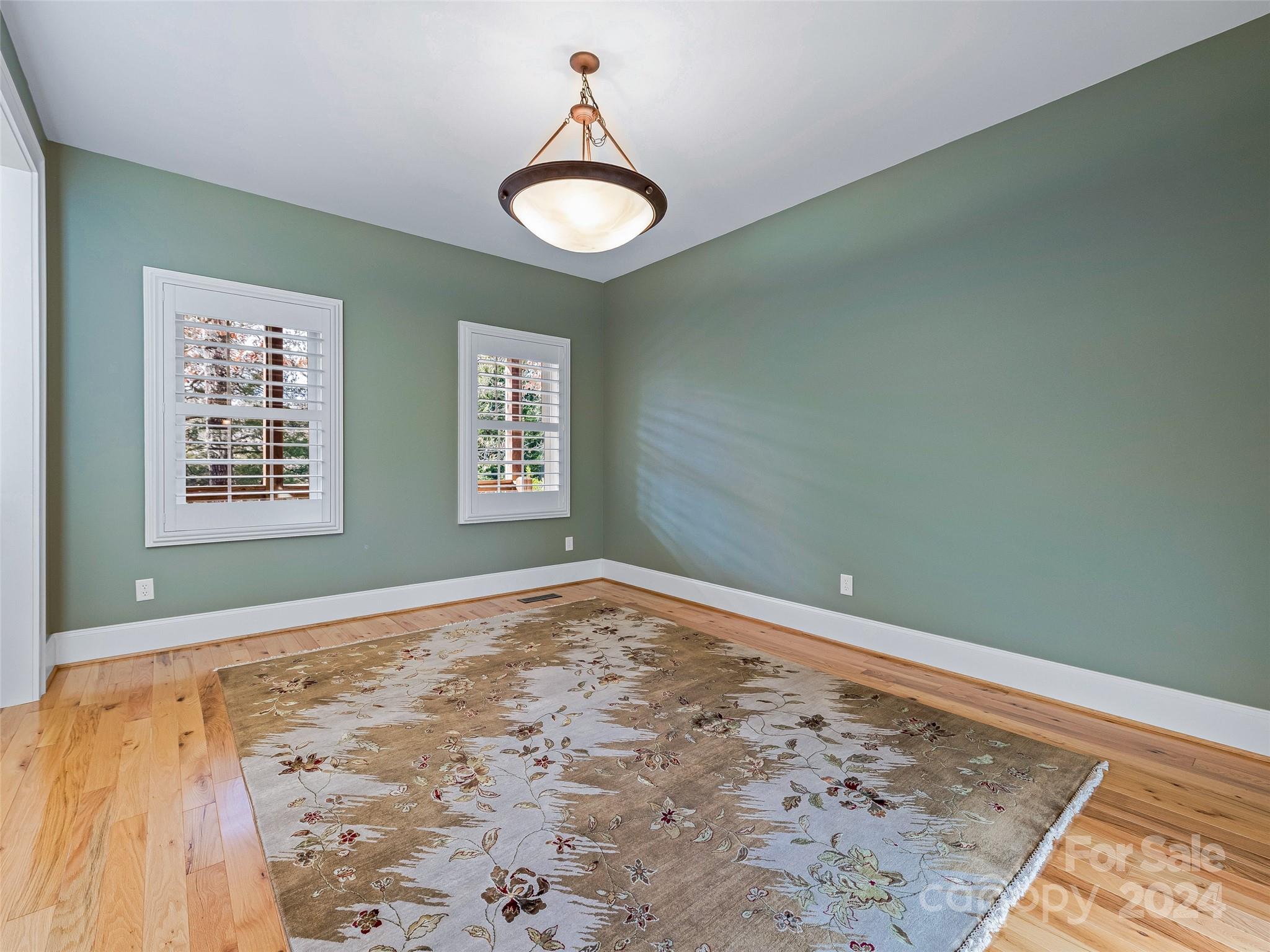 98 Hillcrest Drive Weaverville NC 28787
