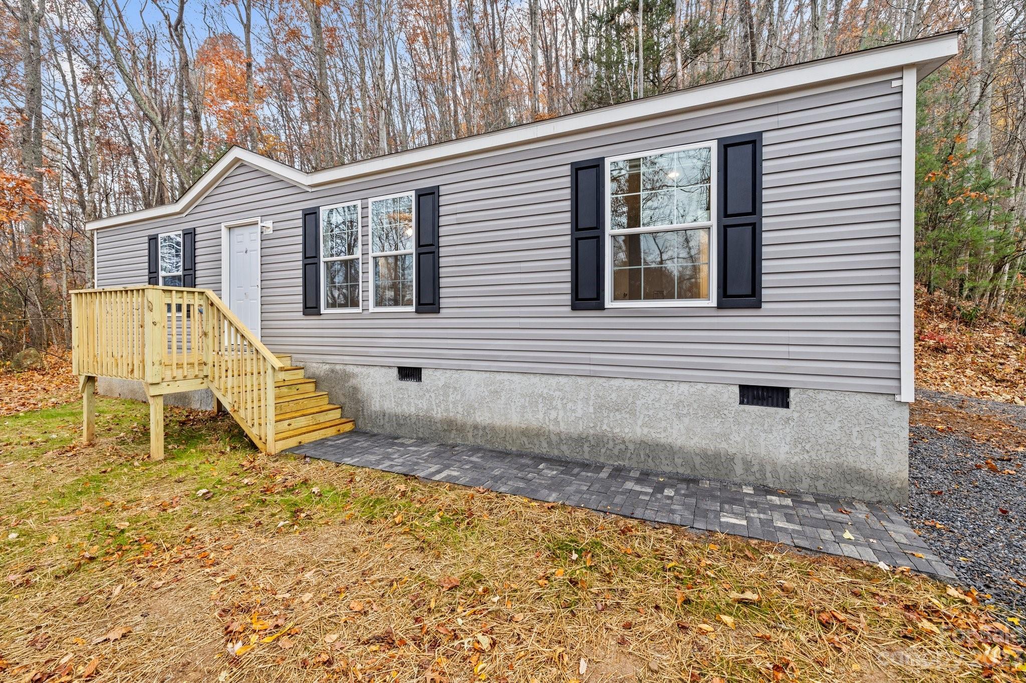 10 Sky Forest Drive Swannanoa NC 28778