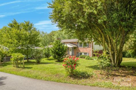 30 Willow Drive Brevard NC 28712