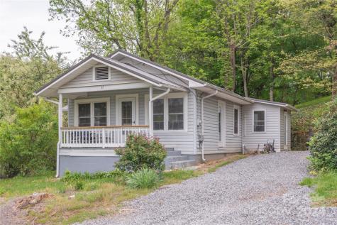 31 Abby Lane Waynesville NC 28785