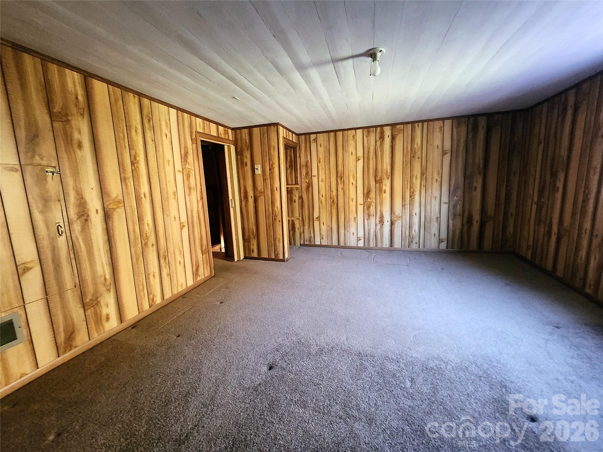 1025 Chandler Cove Road Marshall NC 28753