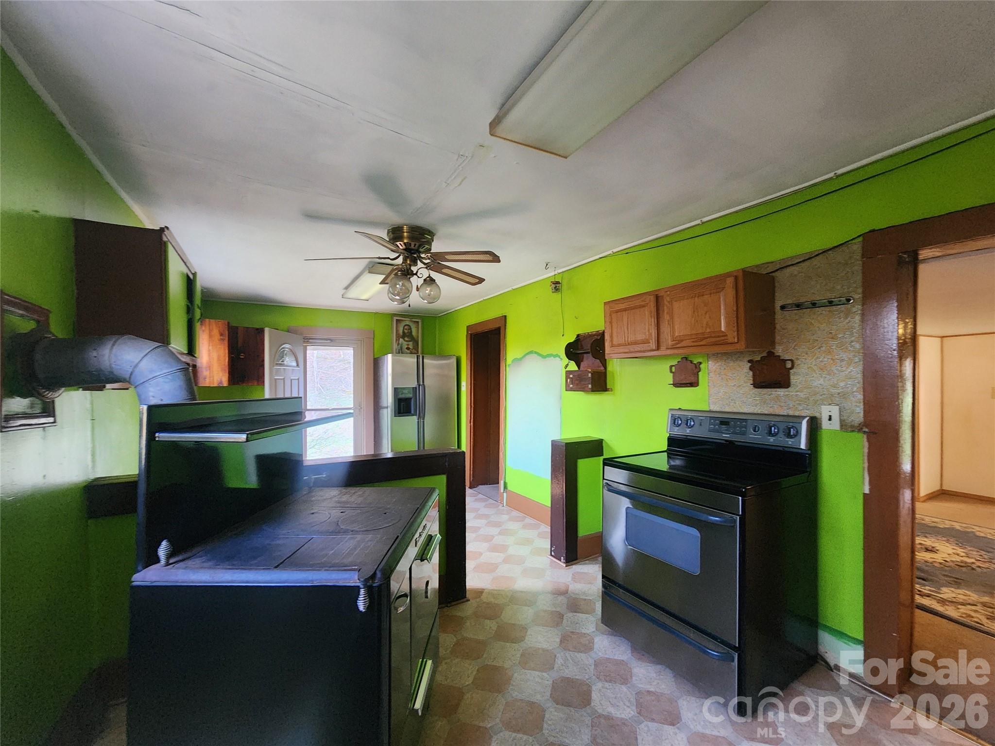 1025 Chandler Cove Road Marshall NC 28753