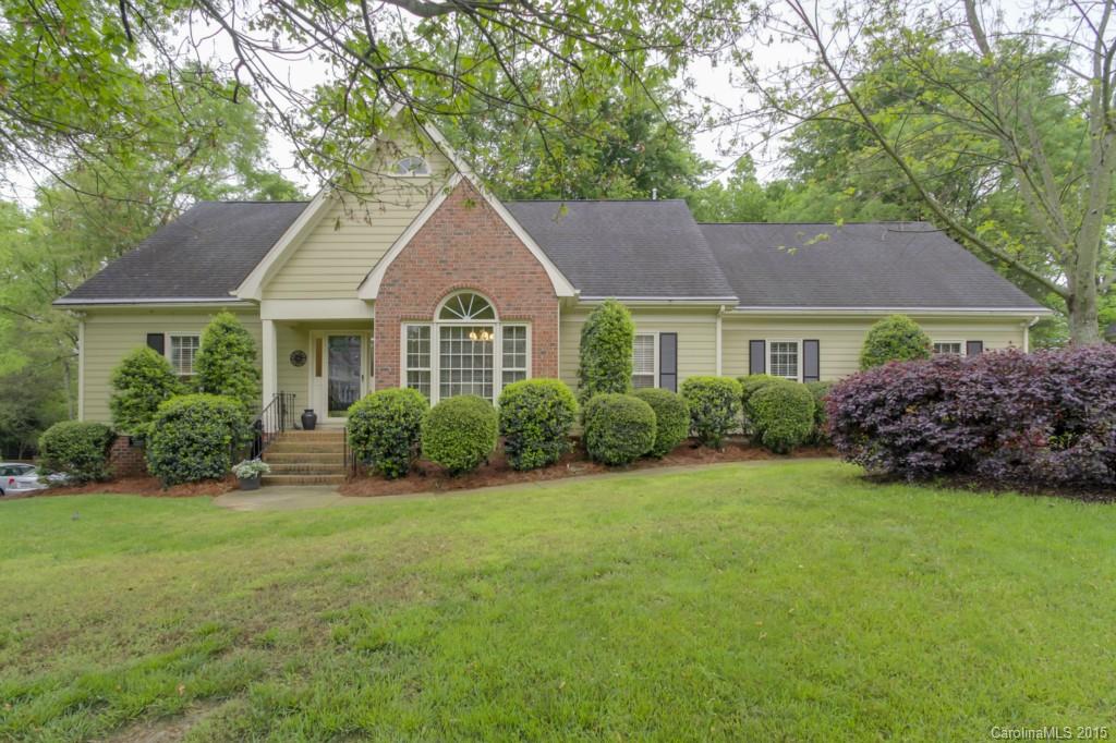10817 Megwood Drive Charlotte NC 28277