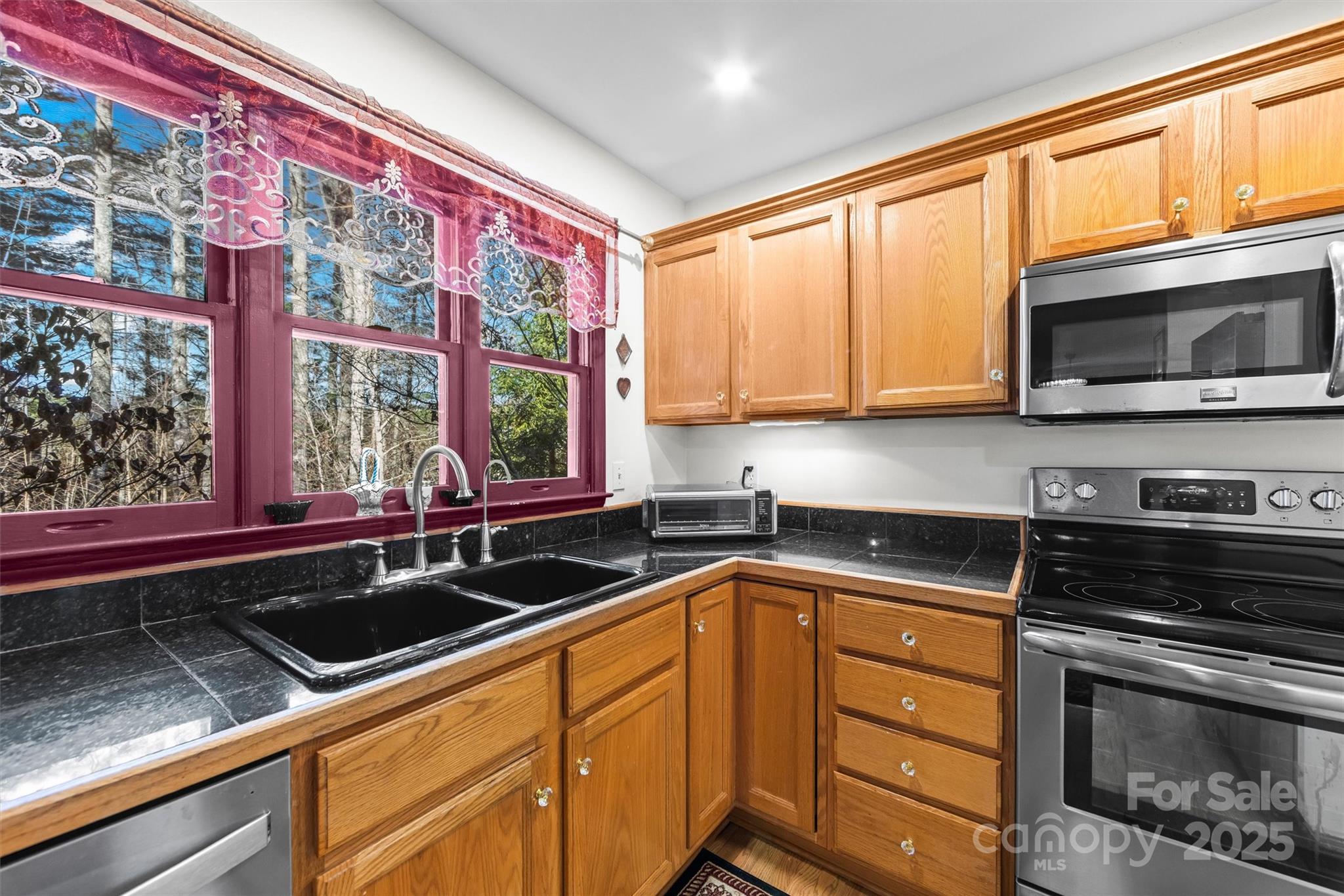 9 Meadow Wood Trail Fletcher NC 28732