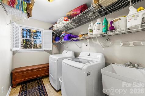 9 Meadow Wood Trail Fletcher NC 28732
