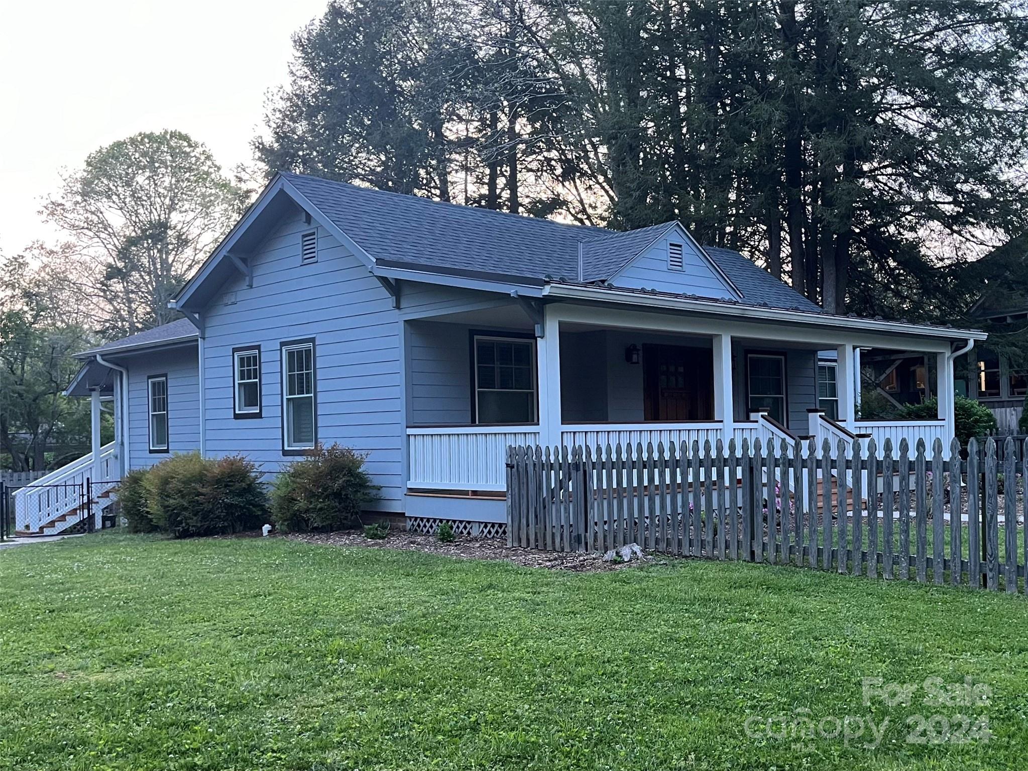 370 Maple Street Brevard NC 28712