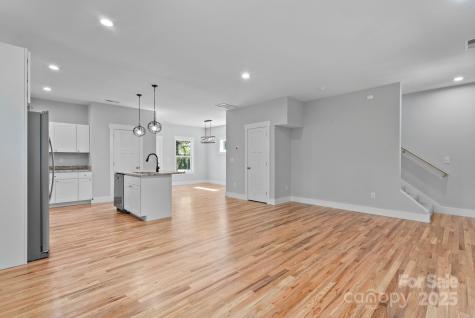 35 Lowe Avenue Asheville NC 28803