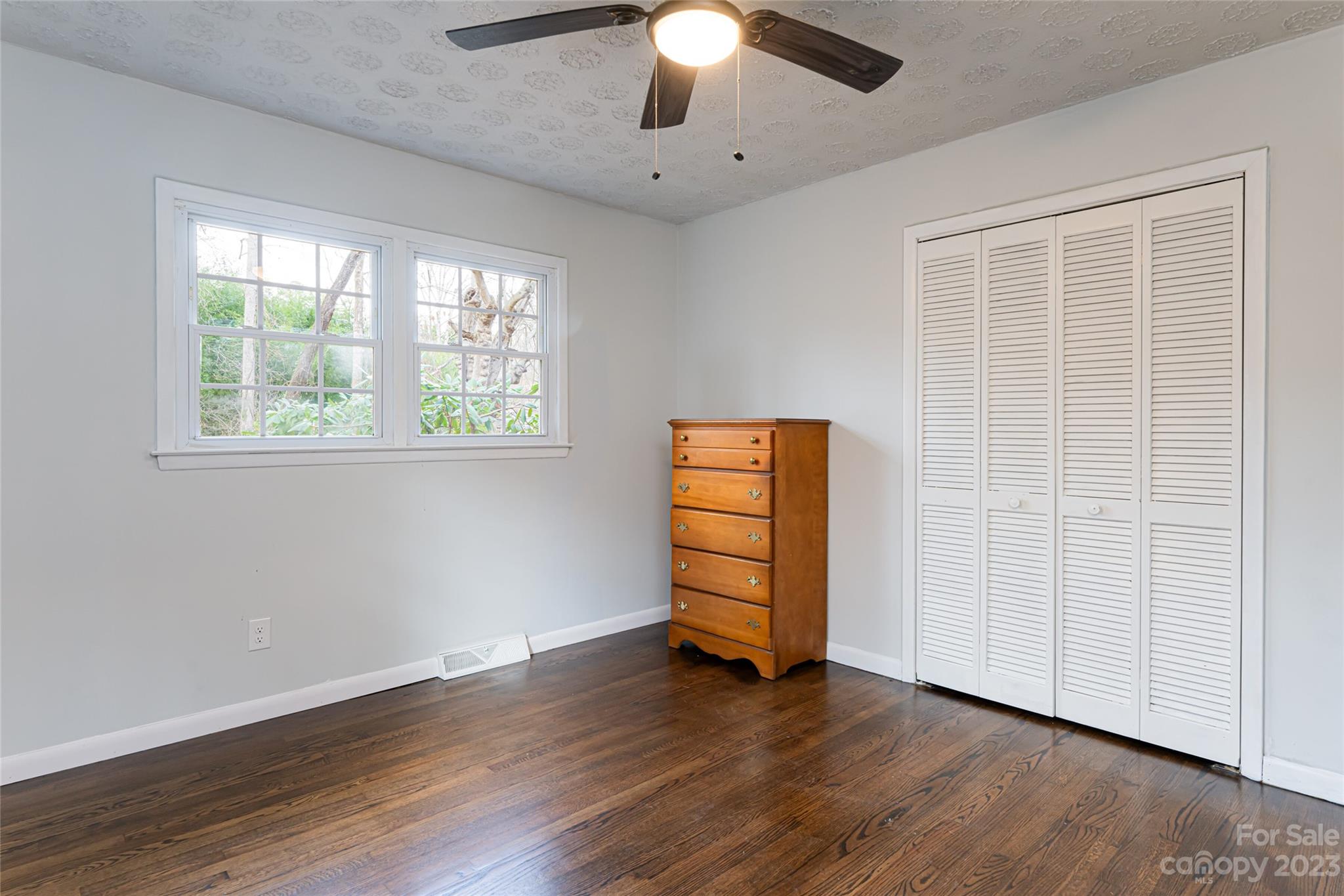 126 Appalachian Way Asheville NC 28806