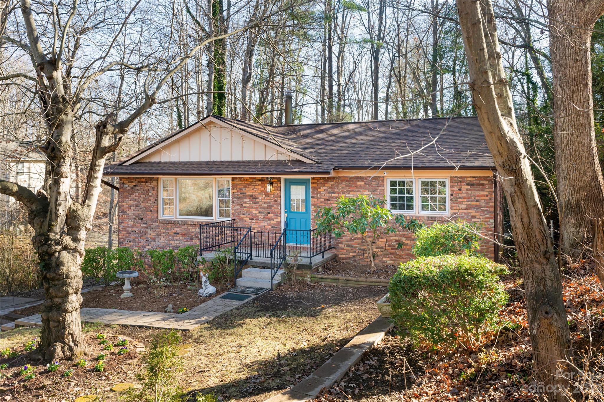 126 Appalachian Way Asheville NC 28806