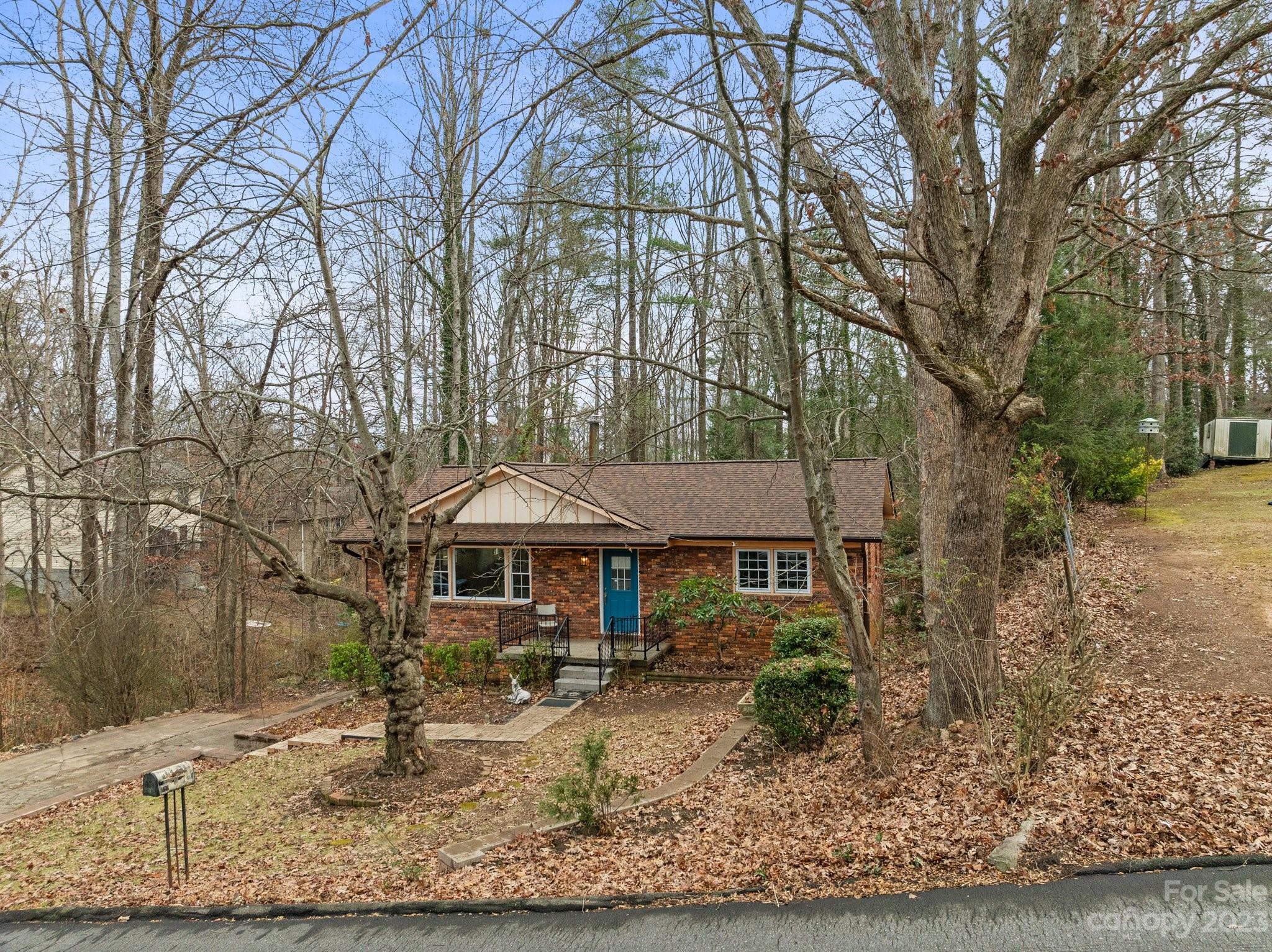 126 Appalachian Way Asheville NC 28806