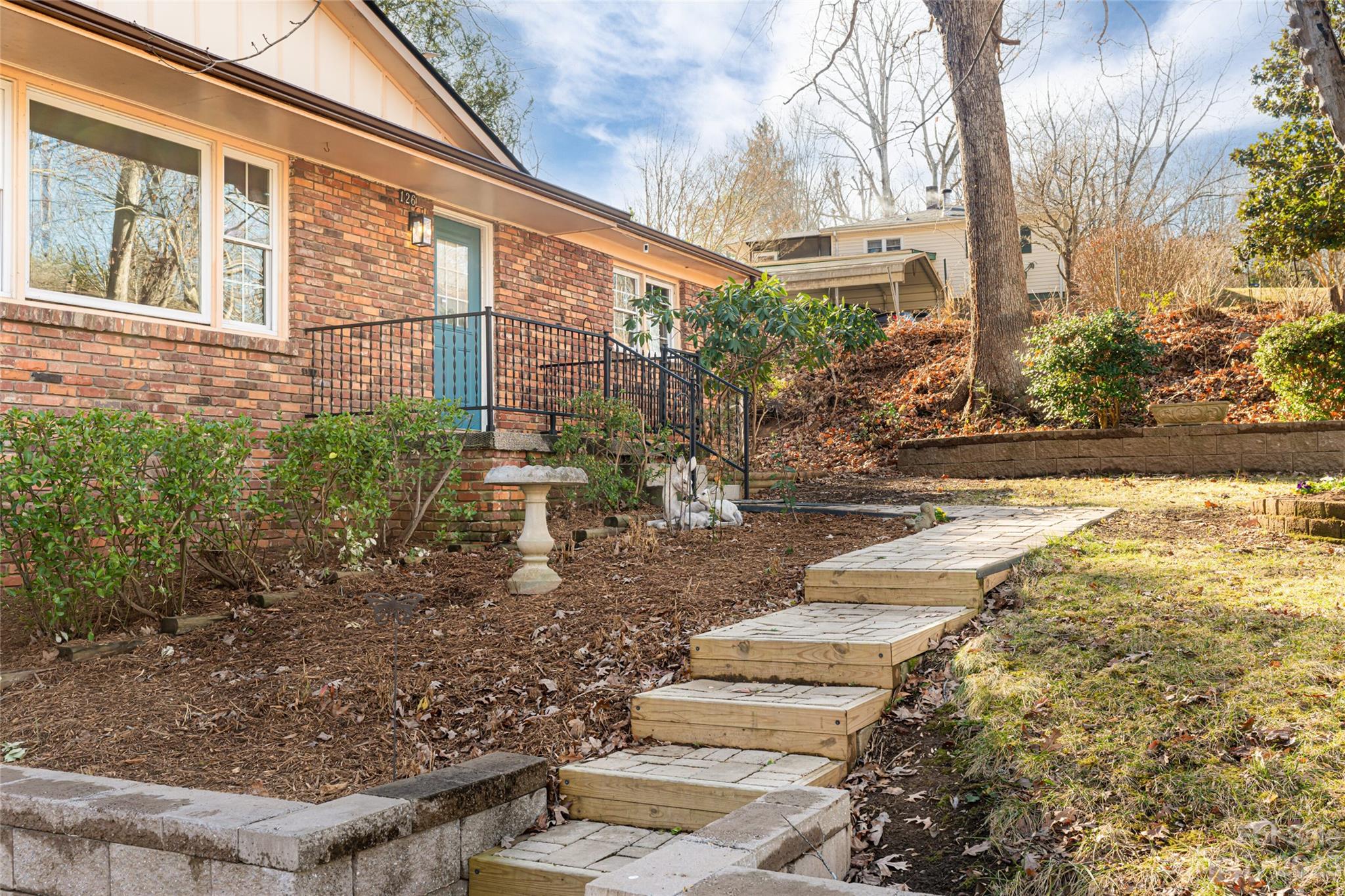 126 Appalachian Way Asheville NC 28806