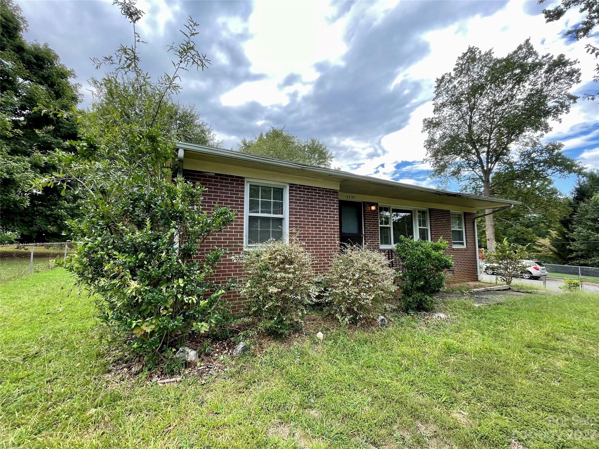 2733 Crescent Lane Gastonia NC 28052