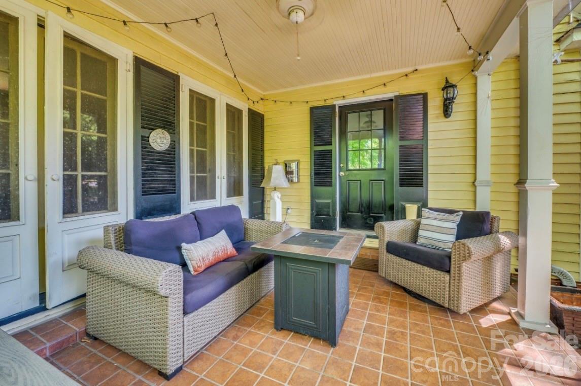 112 Kinwood Street Morganton NC 28655
