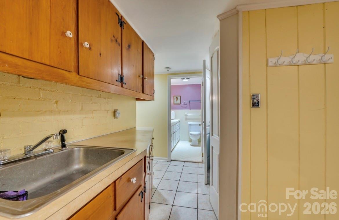 112 Kinwood Street Morganton NC 28655