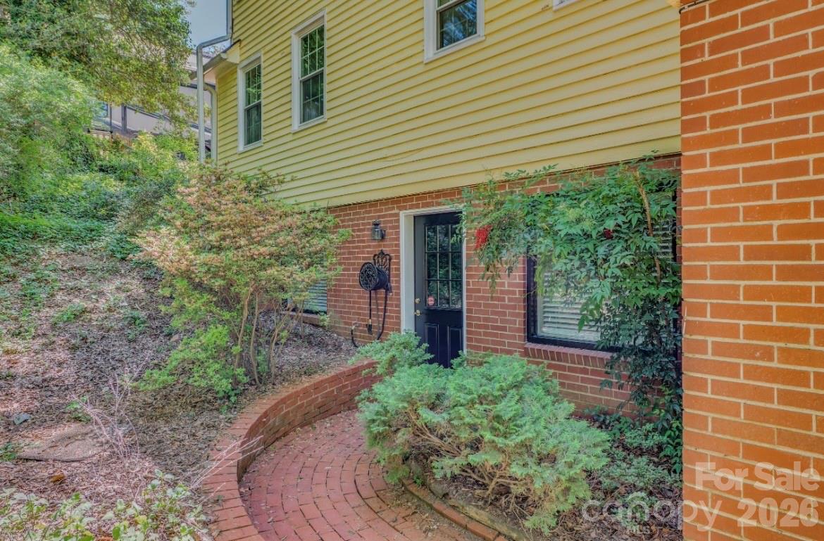 112 Kinwood Street Morganton NC 28655