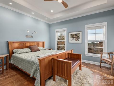 224 Leucothoe Lane Asheville NC 28803
