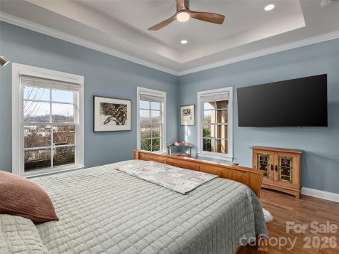 224 Leucothoe Lane Asheville NC 28803