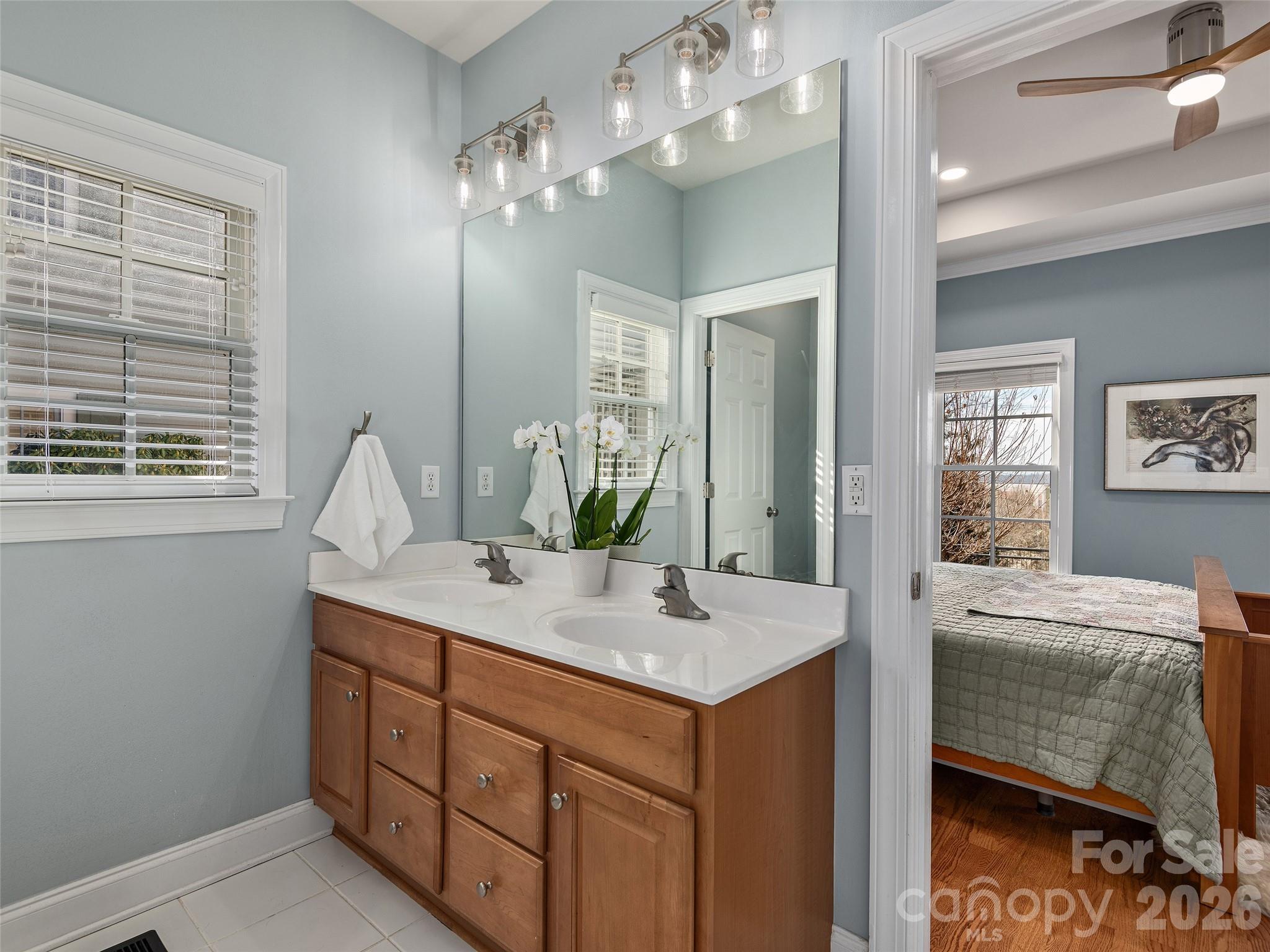 224 Leucothoe Lane Asheville NC 28803