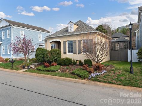 224 Leucothoe Lane Asheville NC 28803