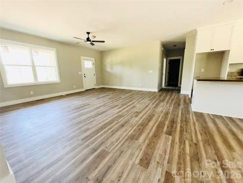 417 E 2nd Street Faith NC 29041