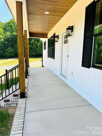 417 E 2nd Street Faith NC 29041