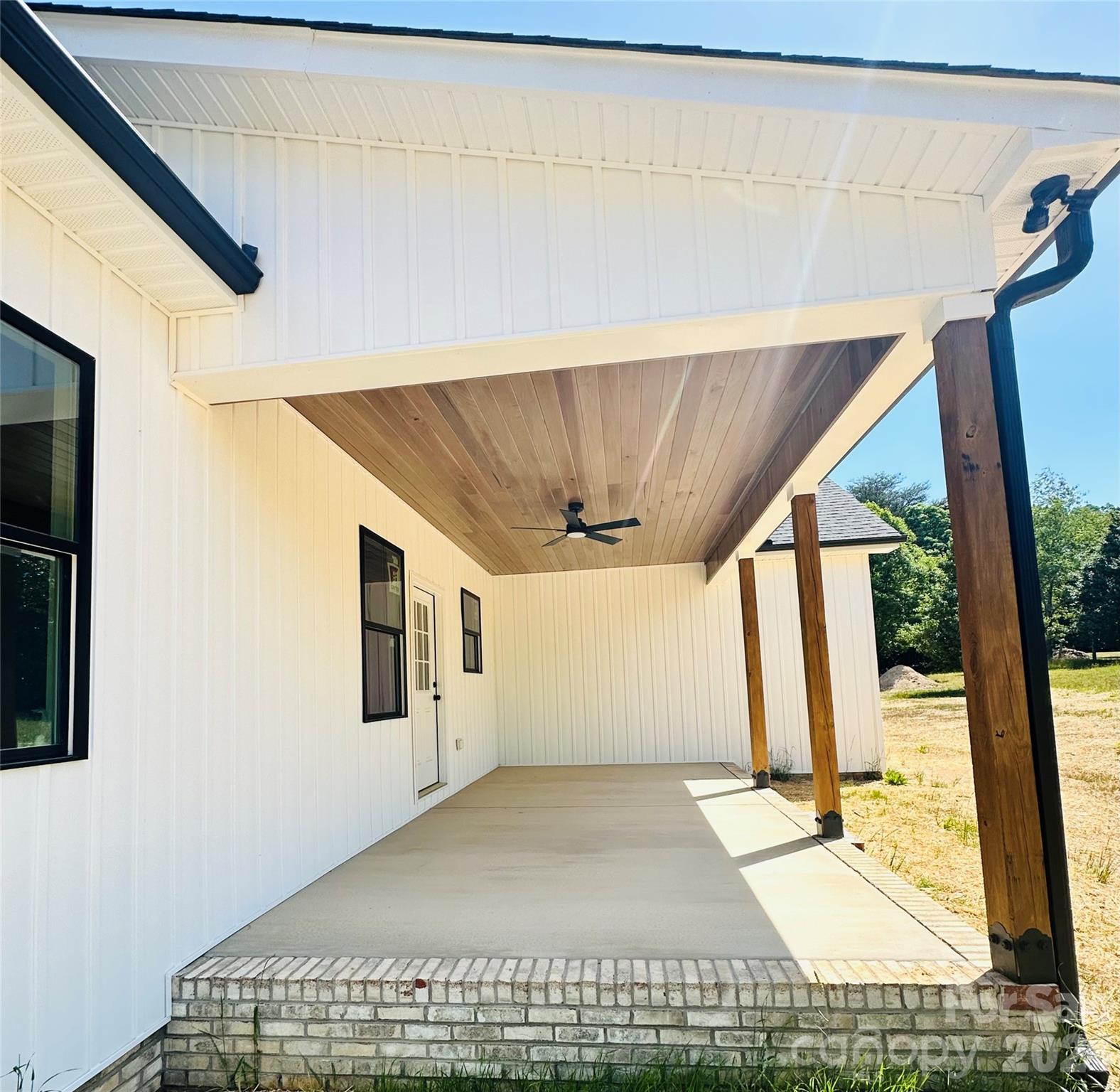 417 E 2nd Street Faith NC 29041