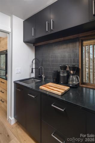 206 Tsisdvna Lane Brevard NC 28712