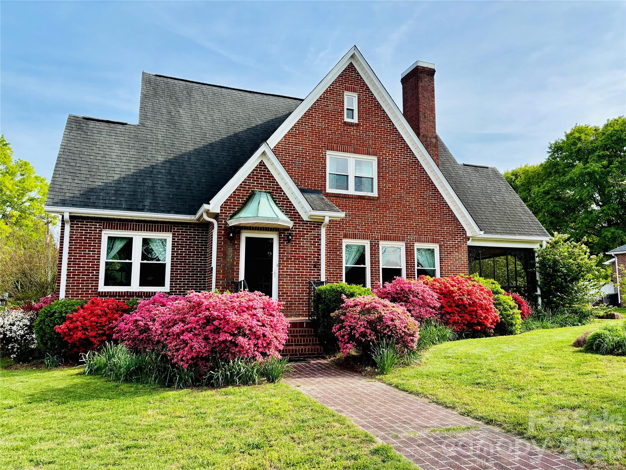 610 E Main Street Cherryville NC 28021