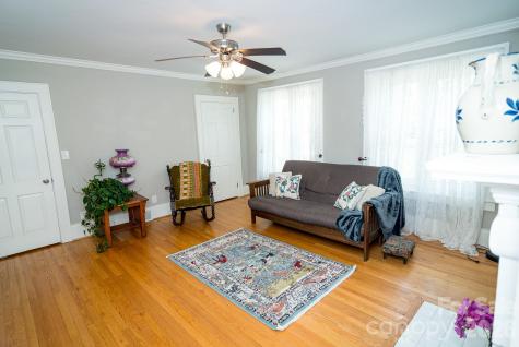 610 E Main Street Cherryville NC 28021