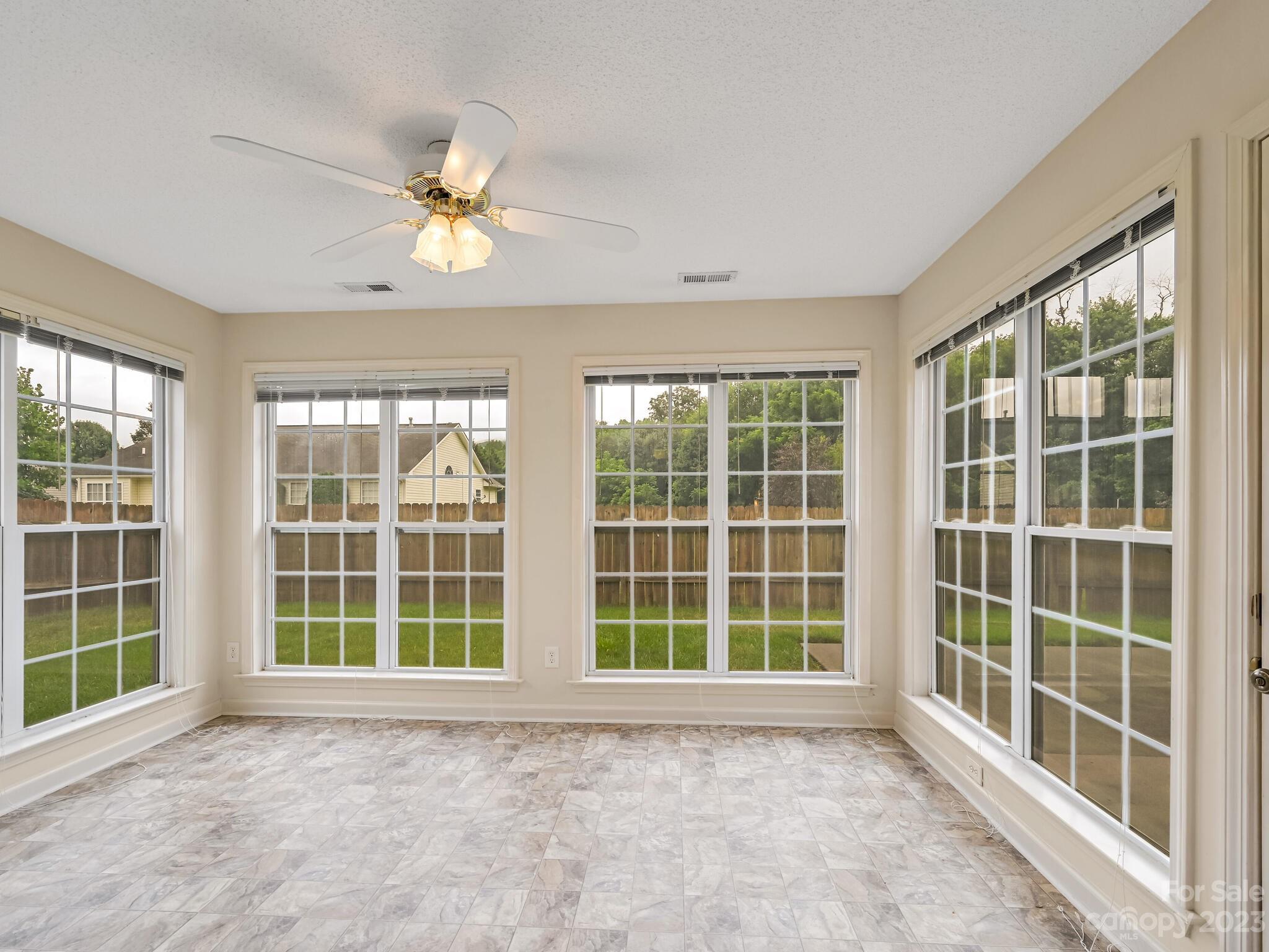 173 S Sunberry Trail Fletcher NC 28732