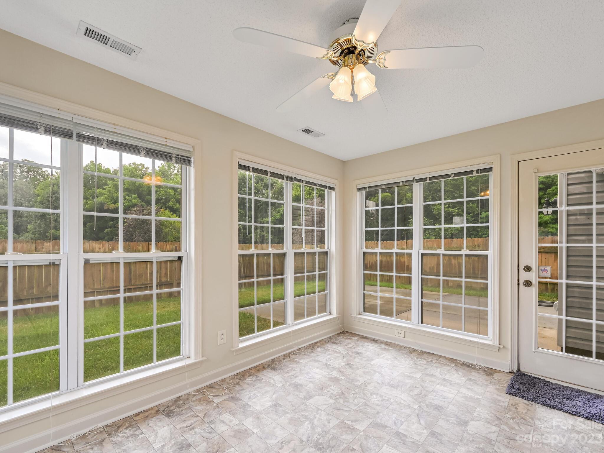 173 S Sunberry Trail Fletcher NC 28732