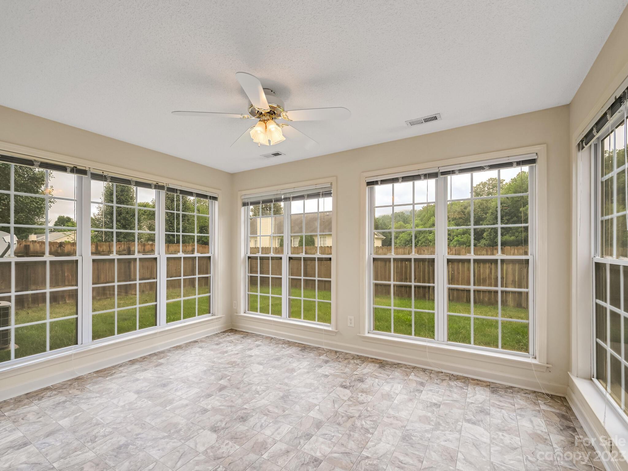 173 S Sunberry Trail Fletcher NC 28732